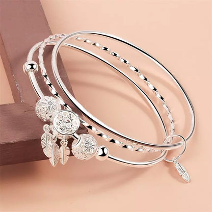 Bracelet rigide plume